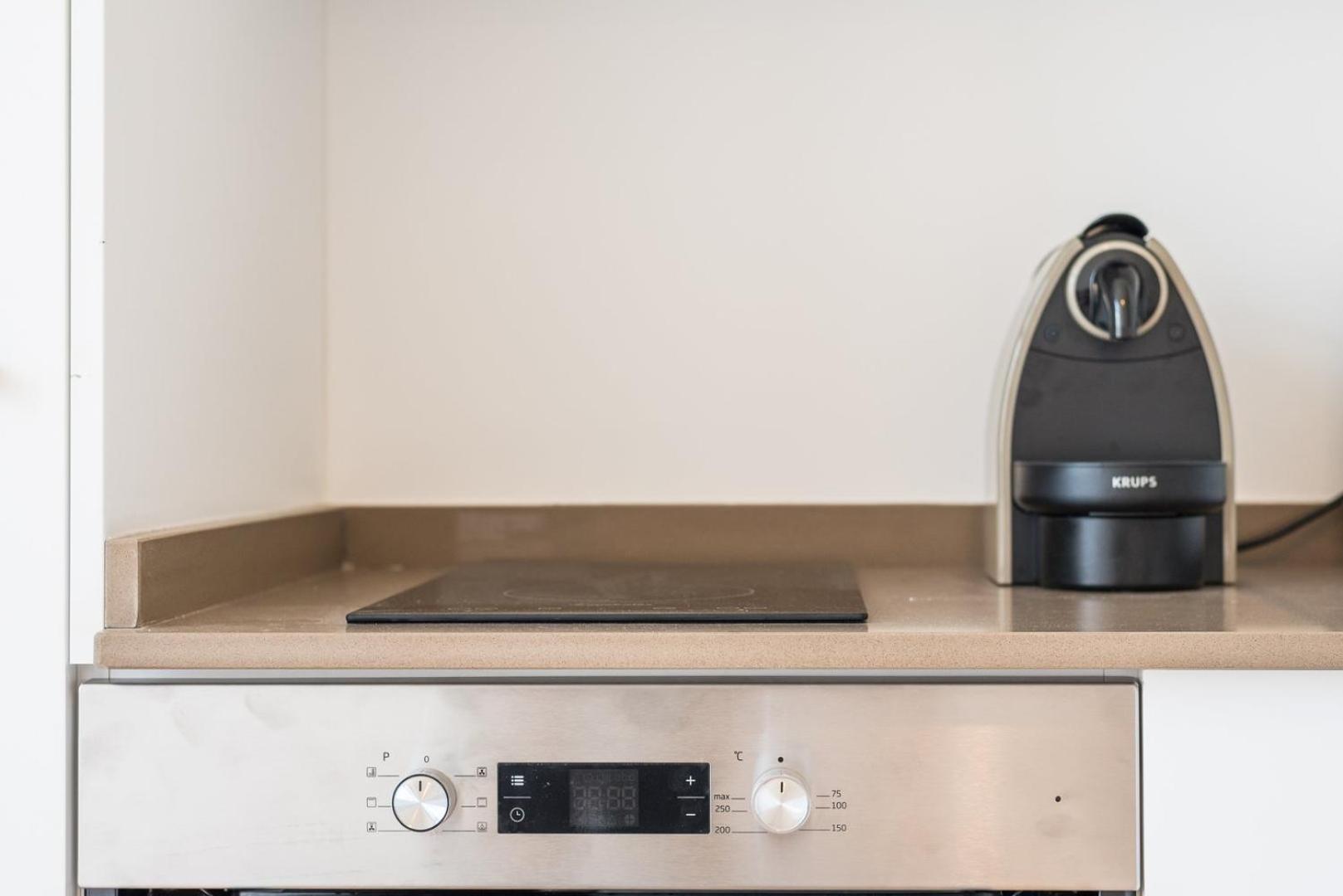 Guestready - Modern Stay In Downtown Oporto Esterno foto